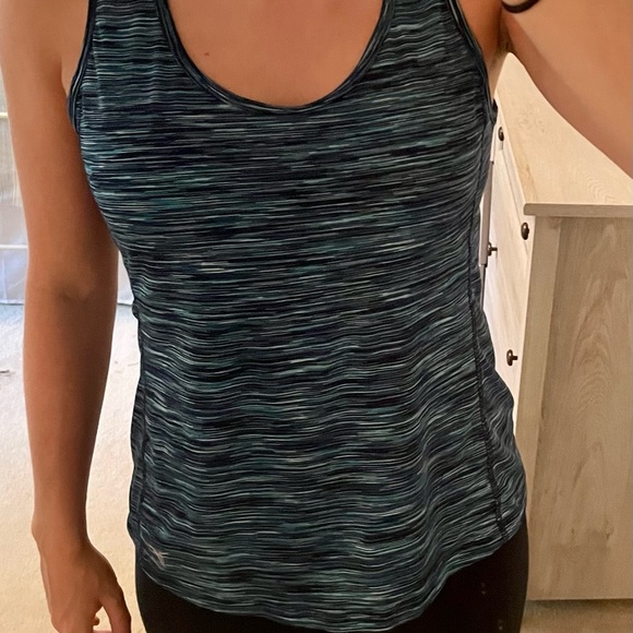 Cross-Back Athletic Tank - Picture 6 of 6